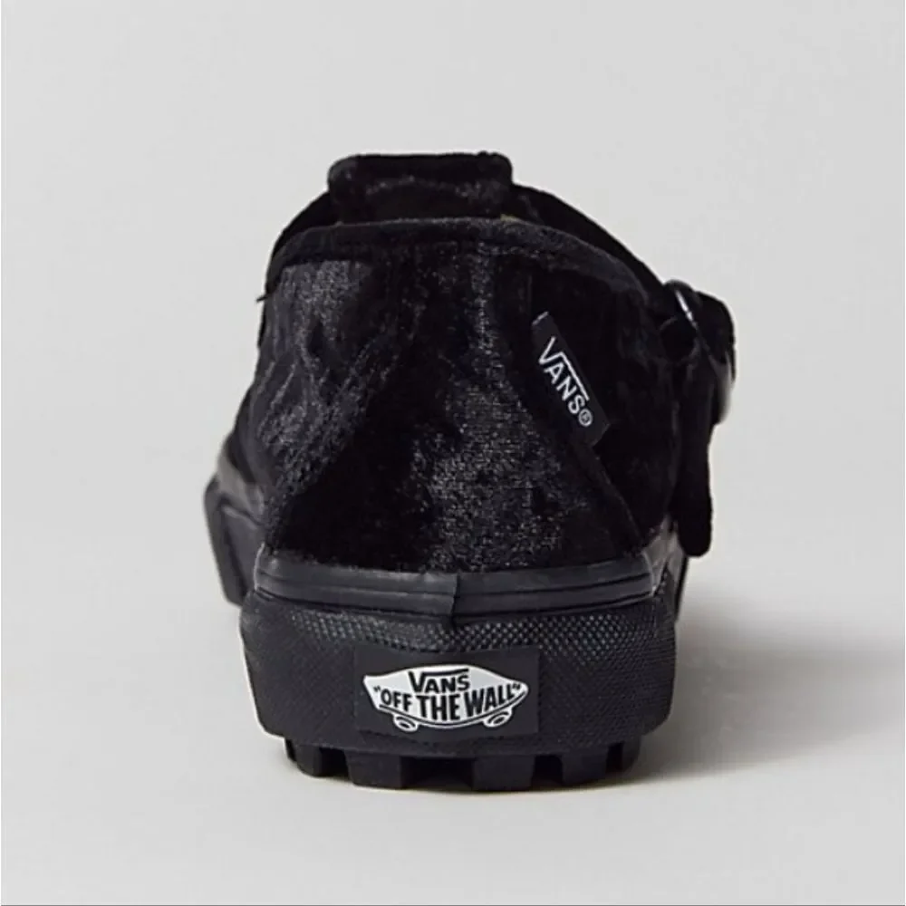 Vans Style 93 Velvet Mary‎ Jane Sneaker- Black